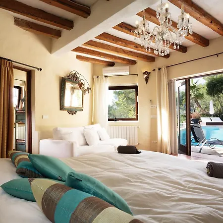 Sun Door - Amazing 6 Bedroom With Private Pool Sant Carles de Peralta