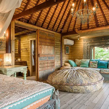 Villa Sun Door - Amazing 6 Bedroom With Private Pool