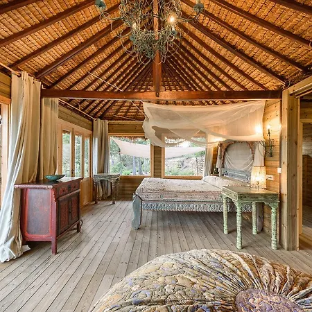 Sun Door - Amazing 6 Bedroom With Private Pool *