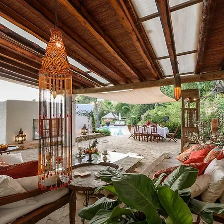 Sun Door - Amazing 6 Bedroom With Private Pool * Sant Carles de Peralta